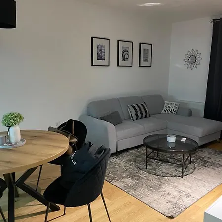 Milfil Apartman Apartment *